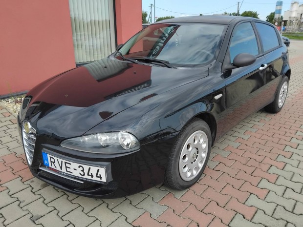 ALFA Romeo 147 1.6 T. Spark ECO Progression Fri...