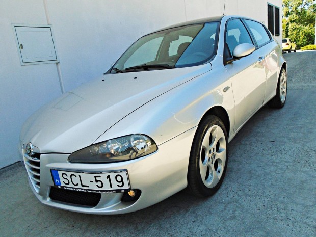 ALFA Romeo 147 1.9 JTD 8V Progression Rozsdamen...