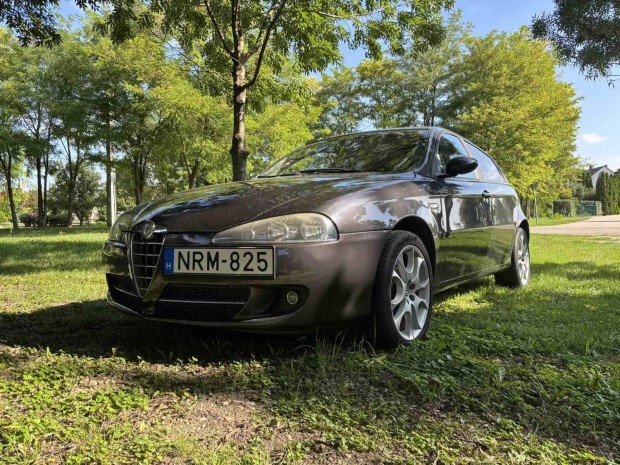 ALFA Romeo 147 2.0 T. Spark Distinctive Selespeed