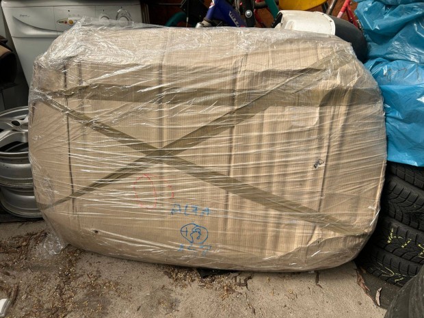 ALFA R�me� 147 csomagt�r ajt�!