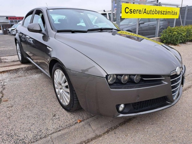 ALFA Romeo 159 SW 1.9 JTD 16V Progression SZERV...