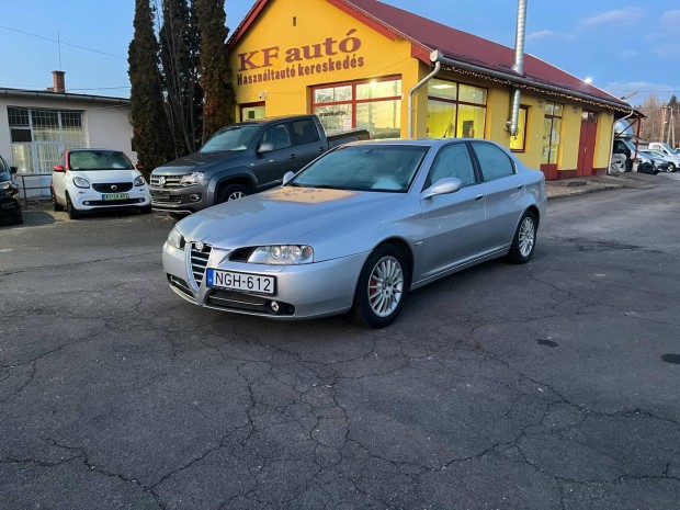 ALFA Romeo 166 2.4 JTD 20V Distinctive