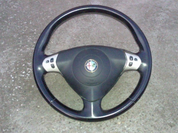 ALFA Romeo 166 2.4 JTD 20V fekete multikormány eladó