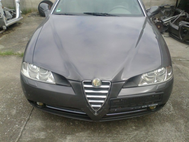 ALFA Romeo 166 facelift motorhztet elad