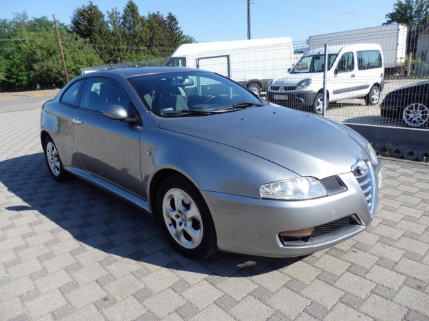 ALFA Romeo GT 1.8 T Spark 937 REMEK llapot!& T...