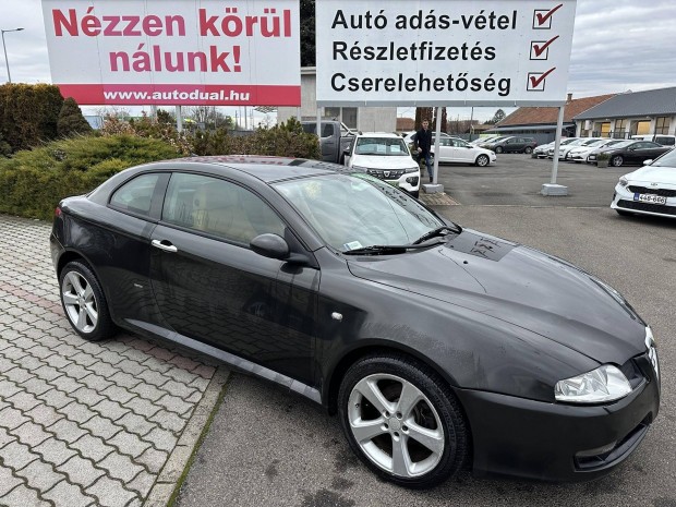 ALFA Romeo GT 1.9 JTD 16V Distinctive