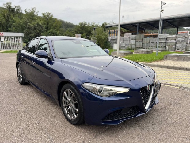 ALFA Romeo Giulia 2.2 D Super (Automata) Szp ...