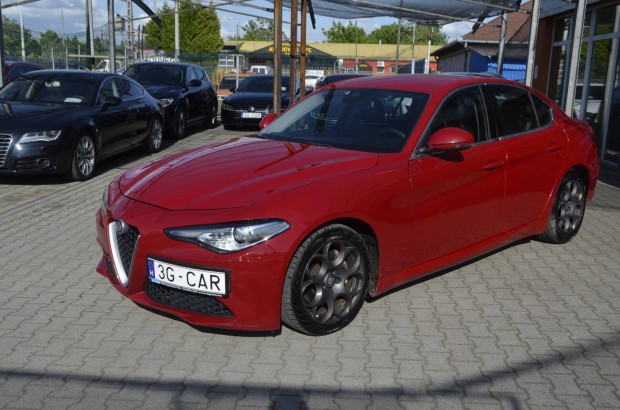 ALFA Romeo Giulia 2.2 D Super (Automata) ! Megk...
