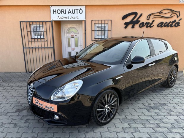ALFA Romeo Giulietta 1.4 TB Distinctive 1.Tulaj...