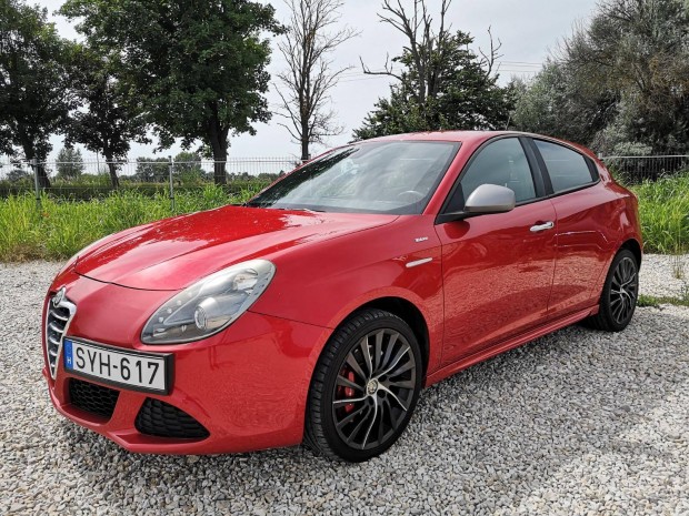 ALFA Romeo Giulietta 1.4 TB Distinctive Szerviz...