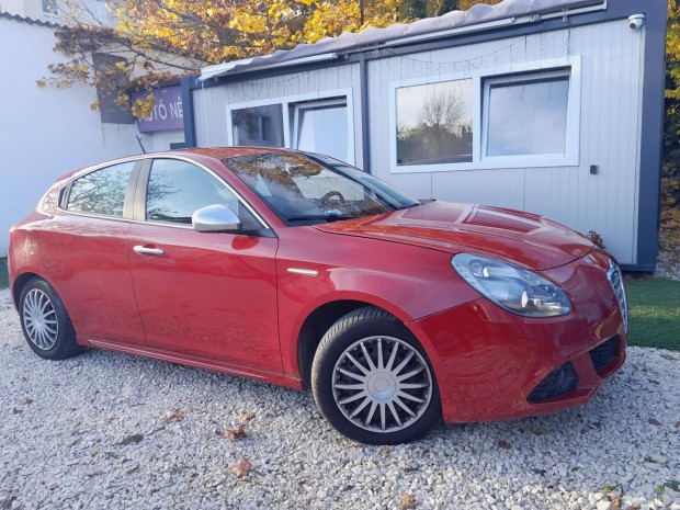 ALFA Romeo Giulietta 1.4 TB Distinctive mo-i. 1...