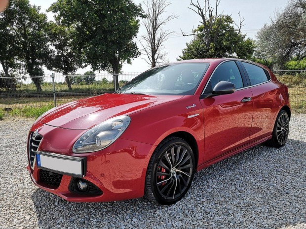 ALFA Romeo Giulietta 1.4 TB QV-Line.Szervizköny...