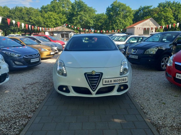 ALFA Romeo Giulietta 1.6 Jtdm-2 Progression Ful...