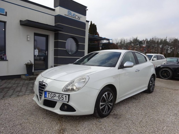 ALFA Romeo Giulietta 1.6 Jtdm-2 Progression Ked...