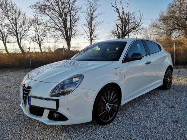 ALFA Romeo Giulietta 2.0 Jtdm-2 Distinctive QV-...