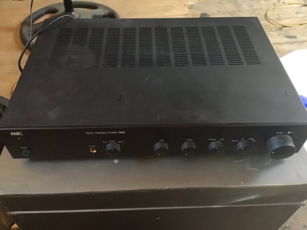 AMC Stereo Integrated Amplifire 3050