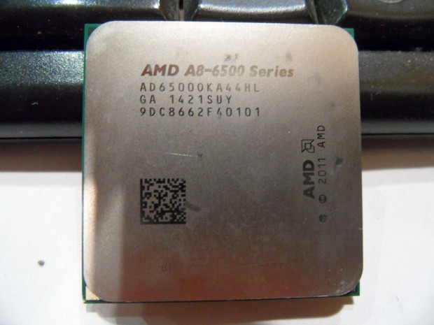 AMD A8 6500 / 3.5GHz- 4.1GHz (FM2), HD 8570 GPU-val