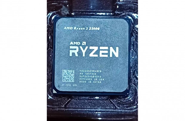 AMD Ryzen 3 2200g processzor + ht