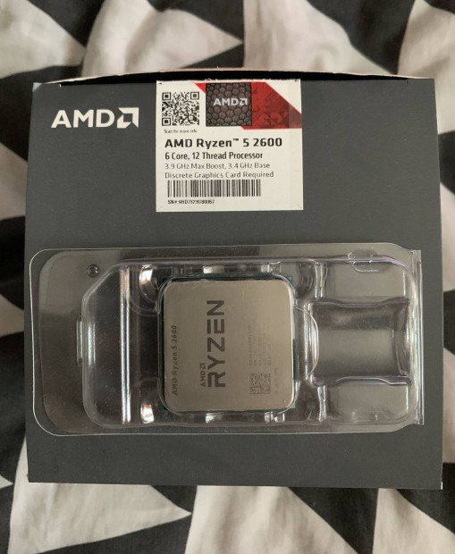 AMD Ryzen 5 2600 processzor dobozaban gyari hutovel