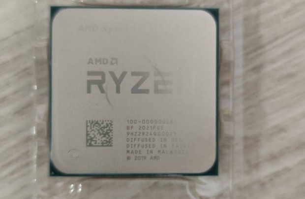 AMD Ryzen 5 3600X gyri htjvel dobozban