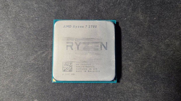 AMD Ryzen 7 2700 CPU processzor