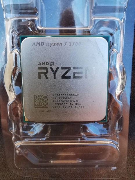 AMD Ryzen 7 2700 processzor 