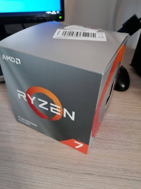 AMD Ryzen 7 3700x Doboz, hűtő + garancia