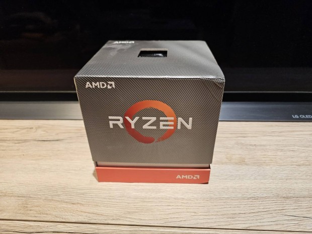 AMD Ryzen 9 3900X