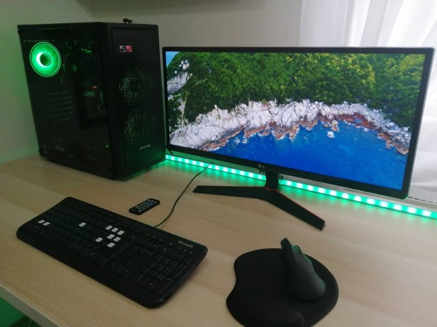 AMD asztali PC +LG ultrawide monitor