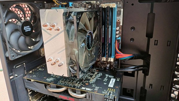 AMD belp gamer PC + billentyzet+egr+wifi