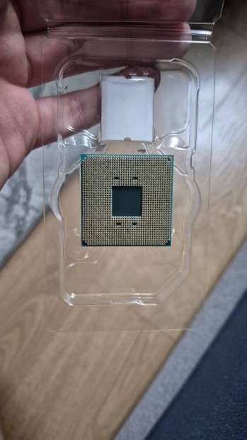 AMD ryzen 5 2600x 6-Core 3.6GHz