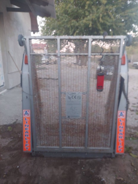 AMF Mozgssrlt lift (emel)