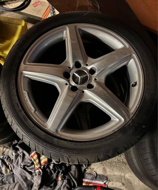 AMG 18 alufelni