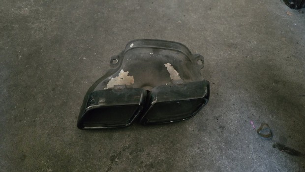 AMG dupla kipufog� v�g bal A2054900727 elad�