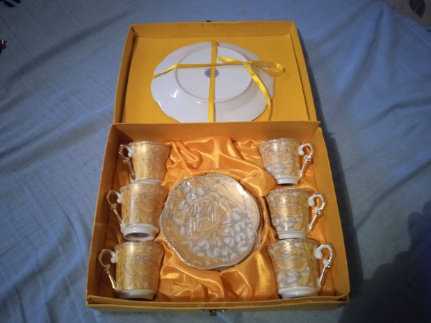 AML Design Royal porcel�n k�v�s k�szlet