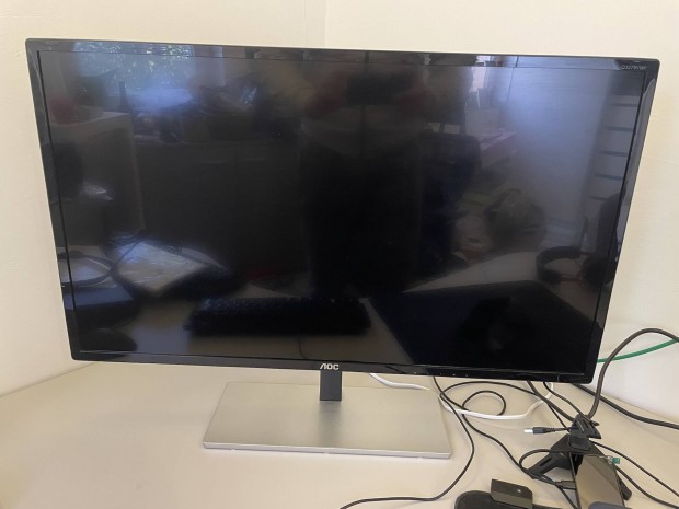 AOC Qhd 32" monitor 75hz AMD Freesync
