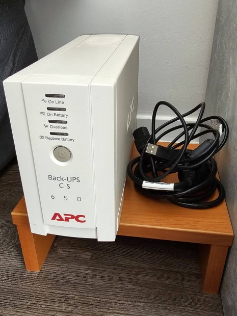 APC Back-UPS CS 650I sznetmentes tpegysg elad!
