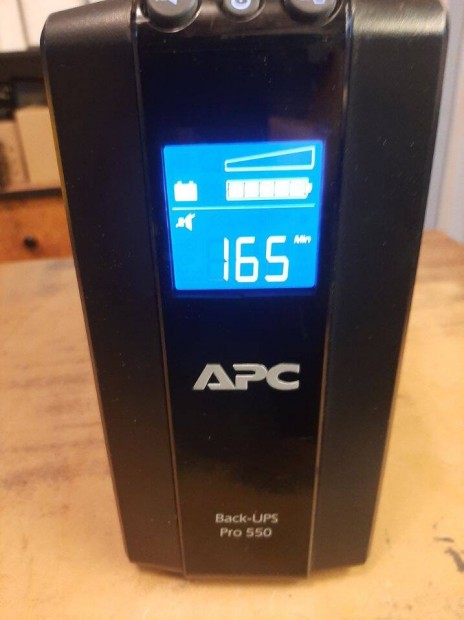 APC Back-UPS Pro 550 sznetmentes tp j aksival!