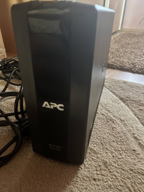 APC Back-Ups pro 900 szünetmentes tápegység
