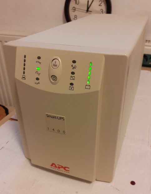 APC Smart UPS, Sznetmentes tp, Valdi szinusz