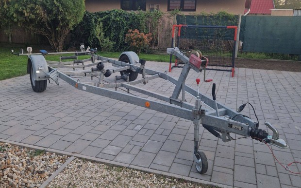 ARCO Trailer 1300kg hajszllit