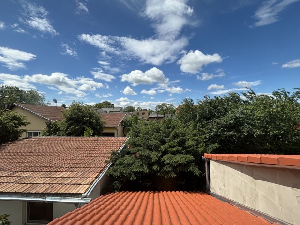 �RON ALUL ELAD� fel�j�tand� ingatlan Pesterzs�beten