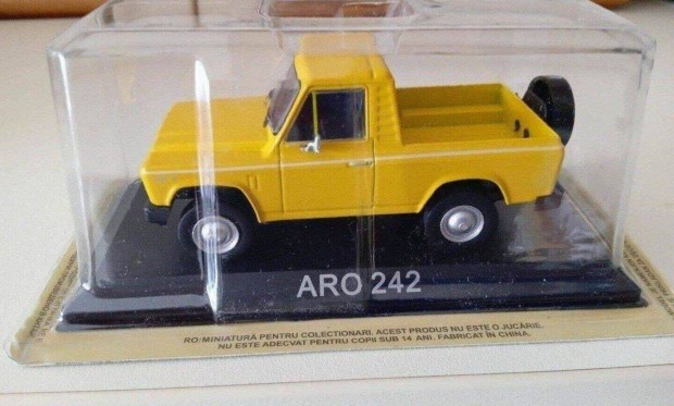 ARO 242 kisauto modell 1/43 Elad