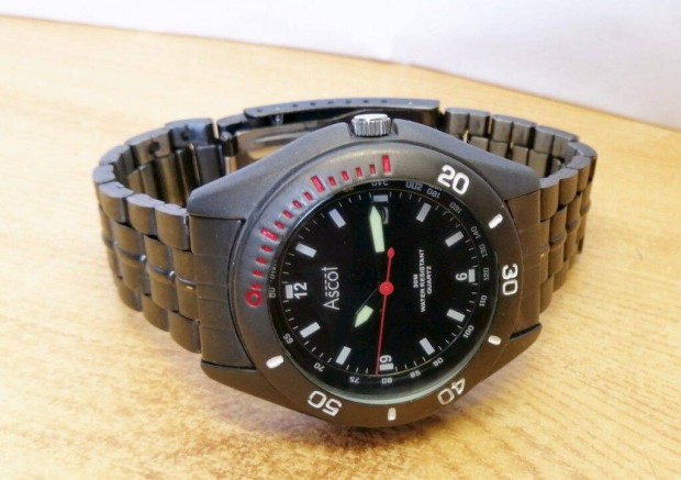 ASCOT Design Quartz karóra férfiaknak, csokoládébarna tok, és csat, új