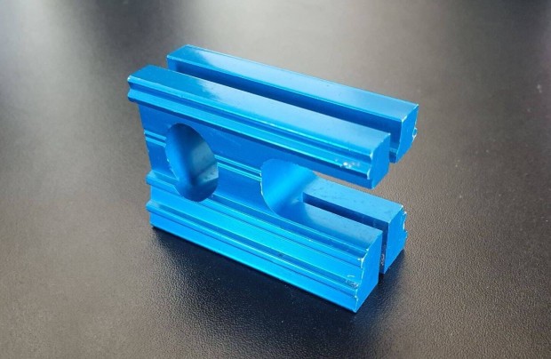 AT1035 alum�nium vez�rm�tengely r�gz�t� Opel Astra / Vectra / Zafira