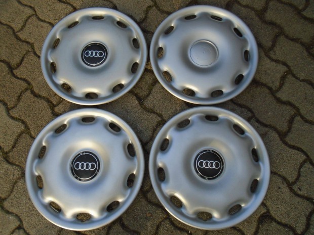 AUDI 15 collos gyri dsztrcsa garnitra elad