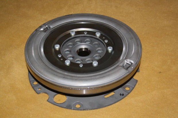 AUDI 2.0 TDI S-Tronic lendkerk 0B5105317R