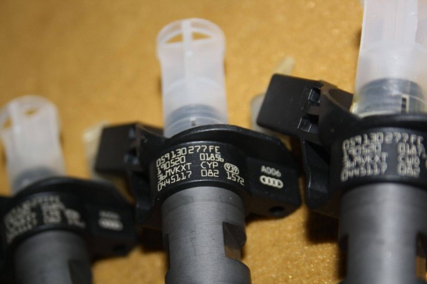 AUDI 3.0 TDI Porlaszt� 059130277FE 0445117082