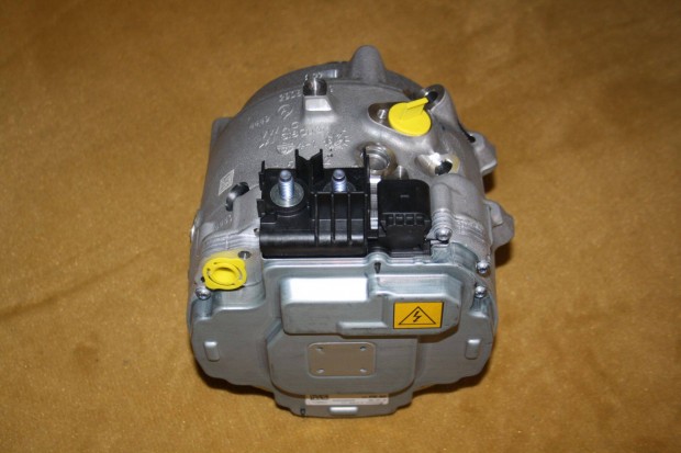 AUDI 3.0 TFSI Önindító Generátor 4N0903028P 4N0903028P 4N0903028R