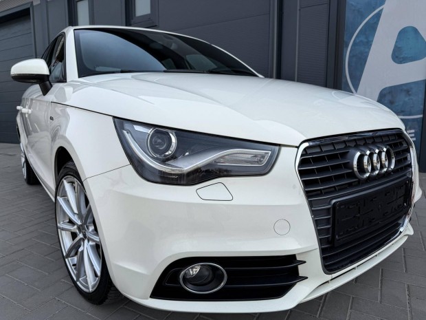 AUDI A1 Sportback 1.2 TFSI Attraction / S LINE...